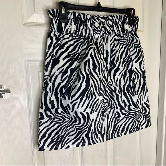 Bar III Zelda Zebra Print Samba City Mini Skirt Size 2 - Picture 8 of 11